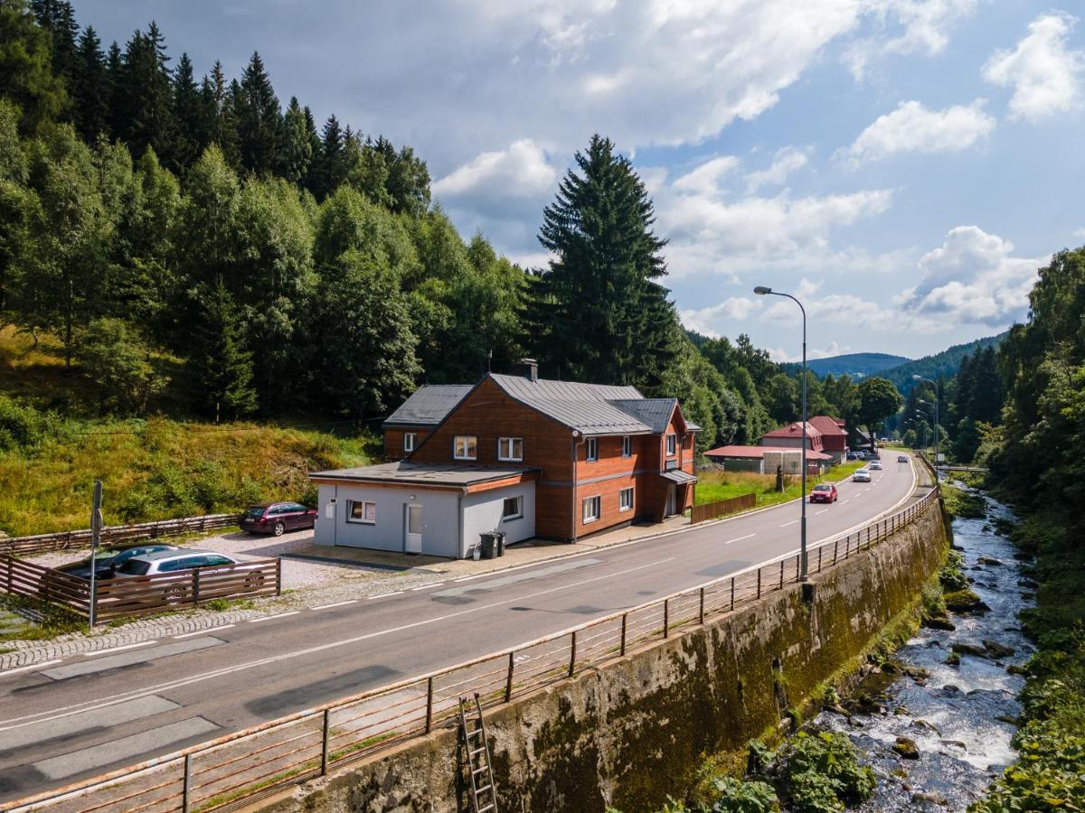 Apartman Liska V Peci - Apartmanovy Dum Horalka, Pec pod Sněžkou Eksteriør billede